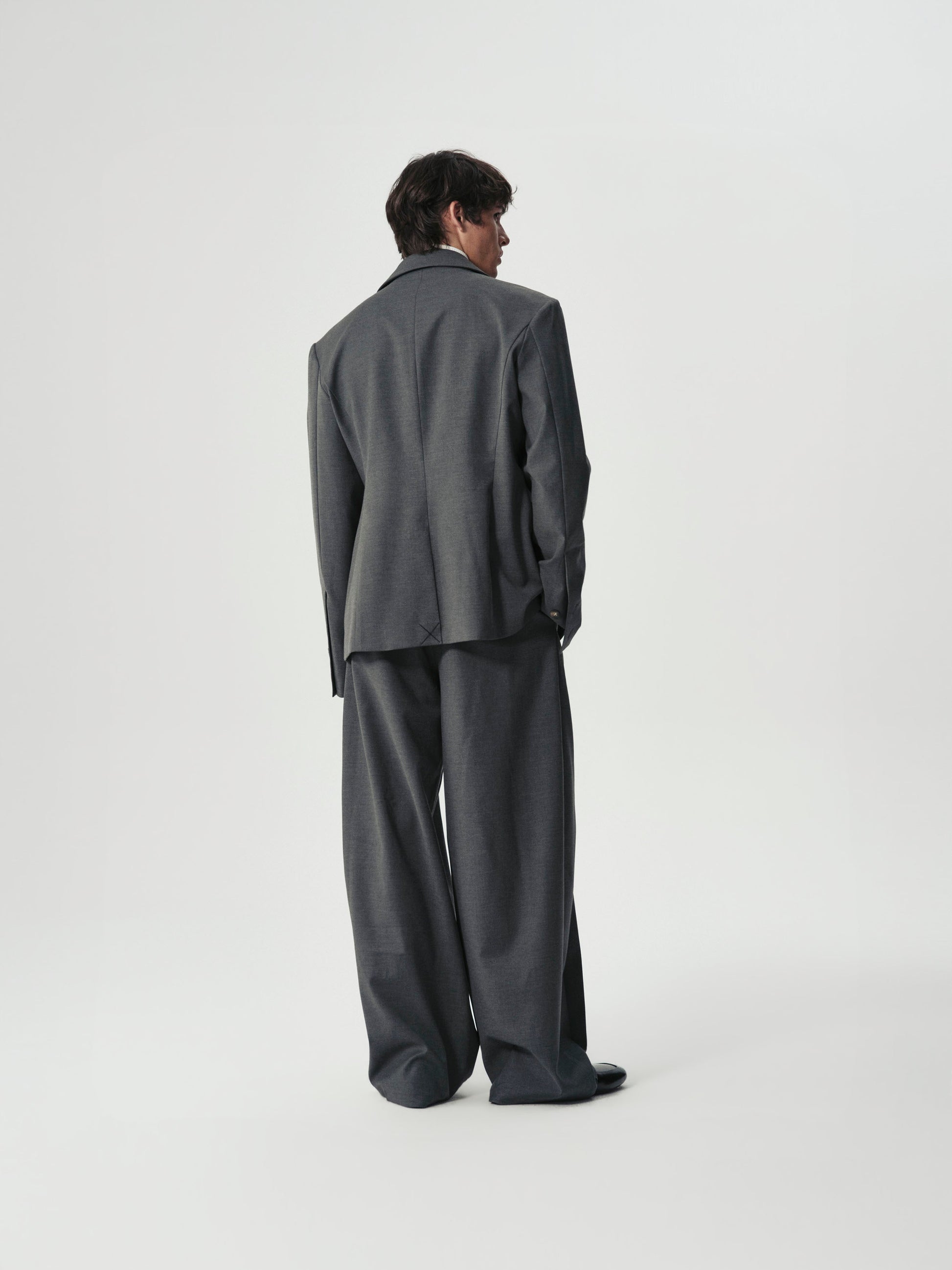 Pleated Barrel Trousers