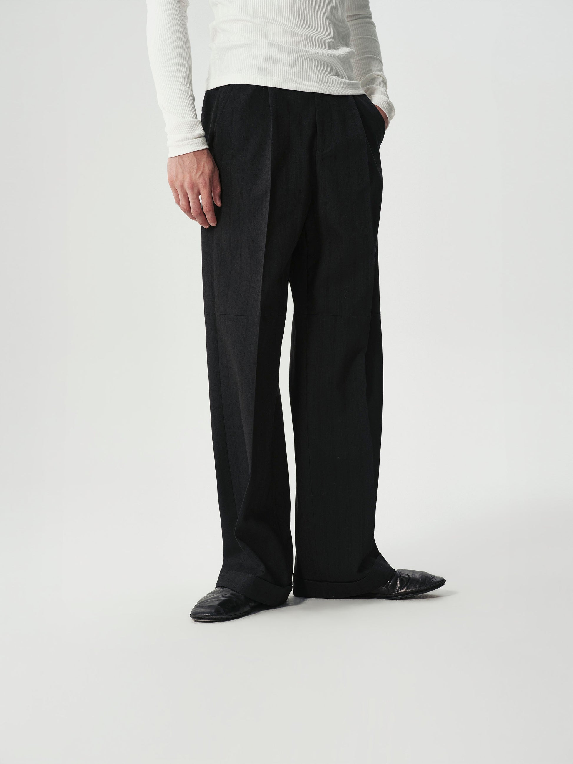 Single-Pleat Tapered Trousers in Black, main view